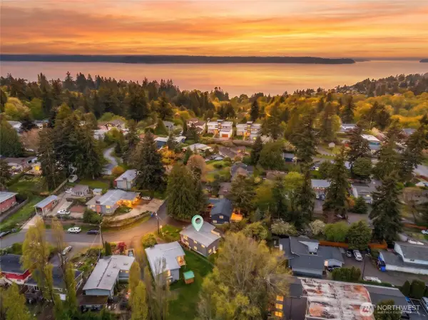 1300 SW 125th Place, Seattle, WA 98146