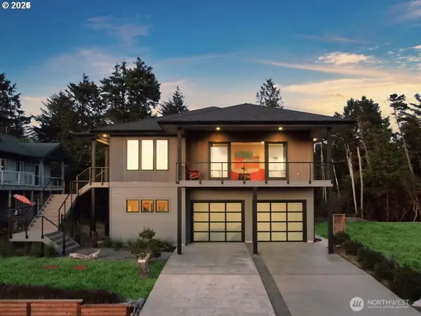 31908 J Place, Ocean Park, WA 98640
