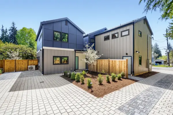 13022 Corliss Avenue N #B, Seattle, WA 98133