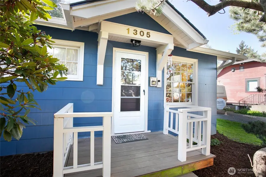1305 W Illinois Street, Bellingham, WA 98225 - #2