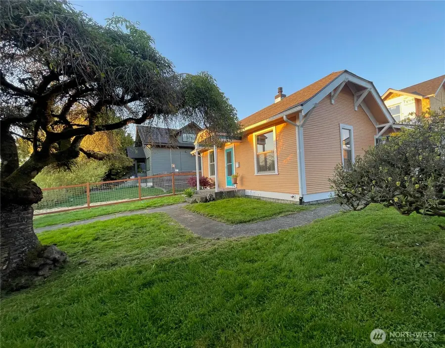 2726 Humboldt Street, Bellingham, WA 98225 - #2