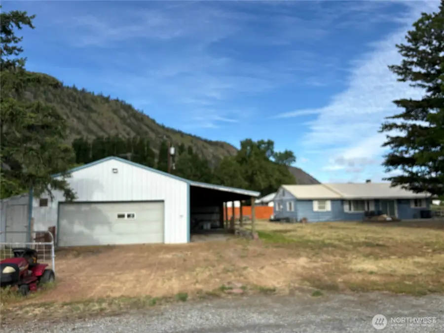 221 Third Street, Brewster, WA 98812 - #3