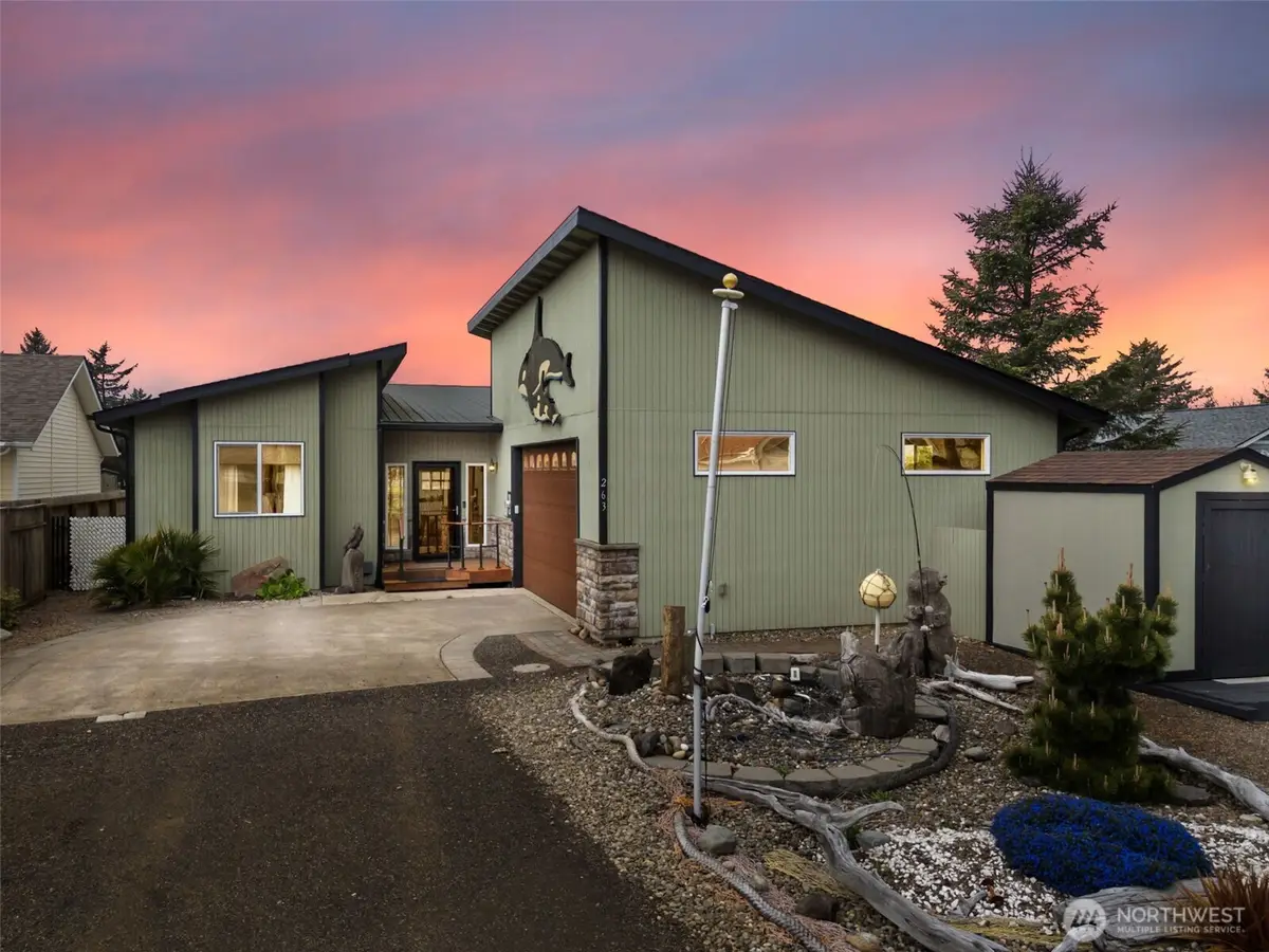 263 Canal Drive Ne, Ocean Shores, WA 98569 - #1
