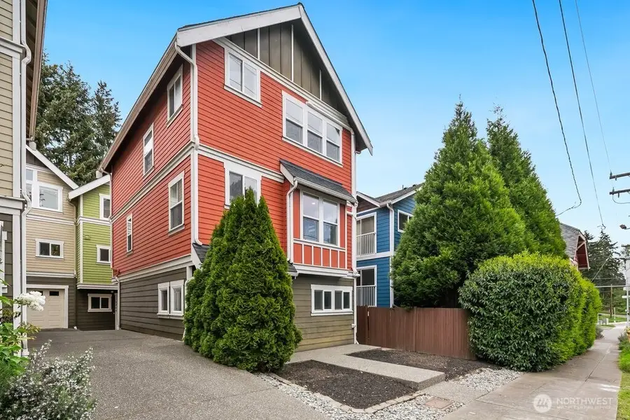 924 SW Holden Street, Seattle, WA 98106 - #2