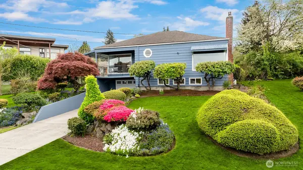10945 Forest Avenue S, Seattle, WA 98178