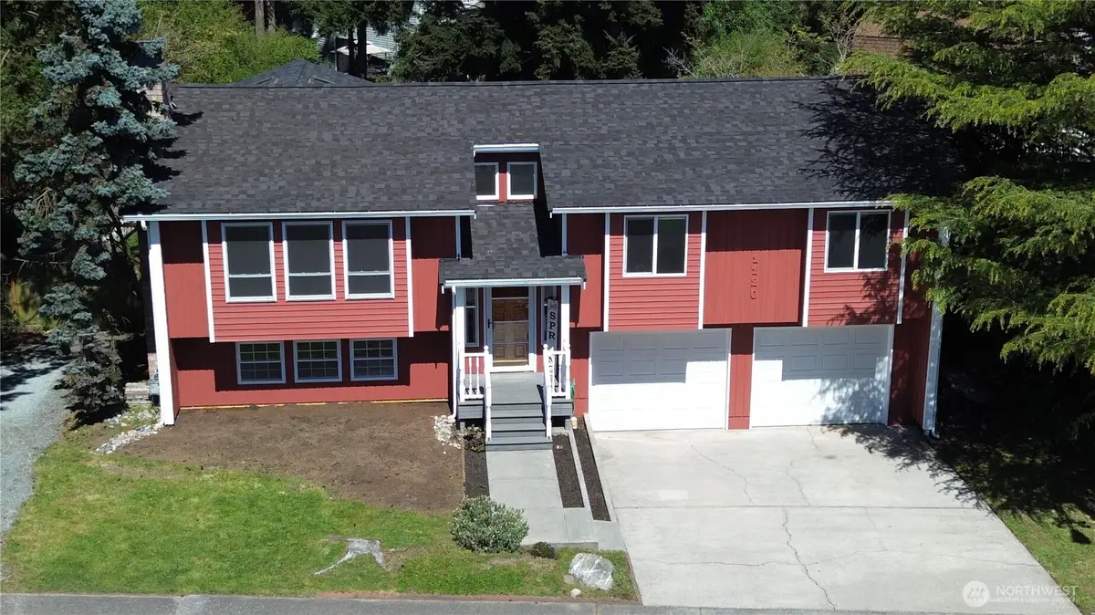 1120 SW 8th Avenue, Oak Harbor, WA 98277 - #1