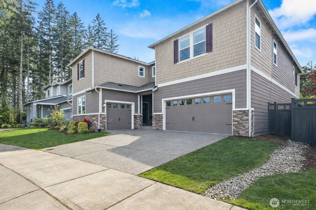 32943 Ash Avenue Se, Black Diamond, WA 98010 - #1