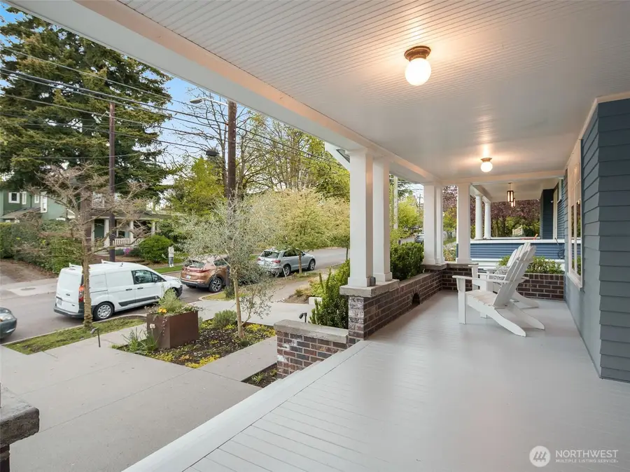 1909 4th Avenue N, Seattle, WA 98109 - #3