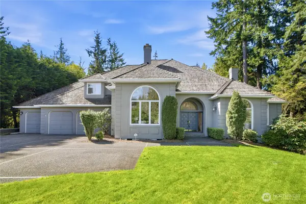 15885 SE 62nd St, Bellevue, WA 98006
