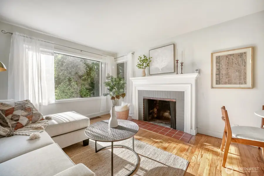 7920 28th Avenue Sw, Seattle, WA 98126 - #2