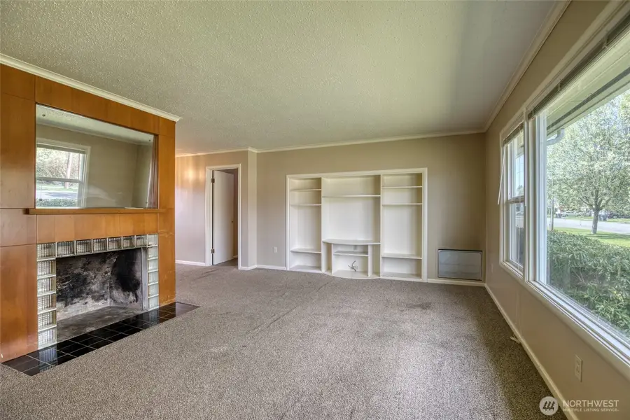 156 Emerson Avenue, Hoquiam, WA 98550 - #2