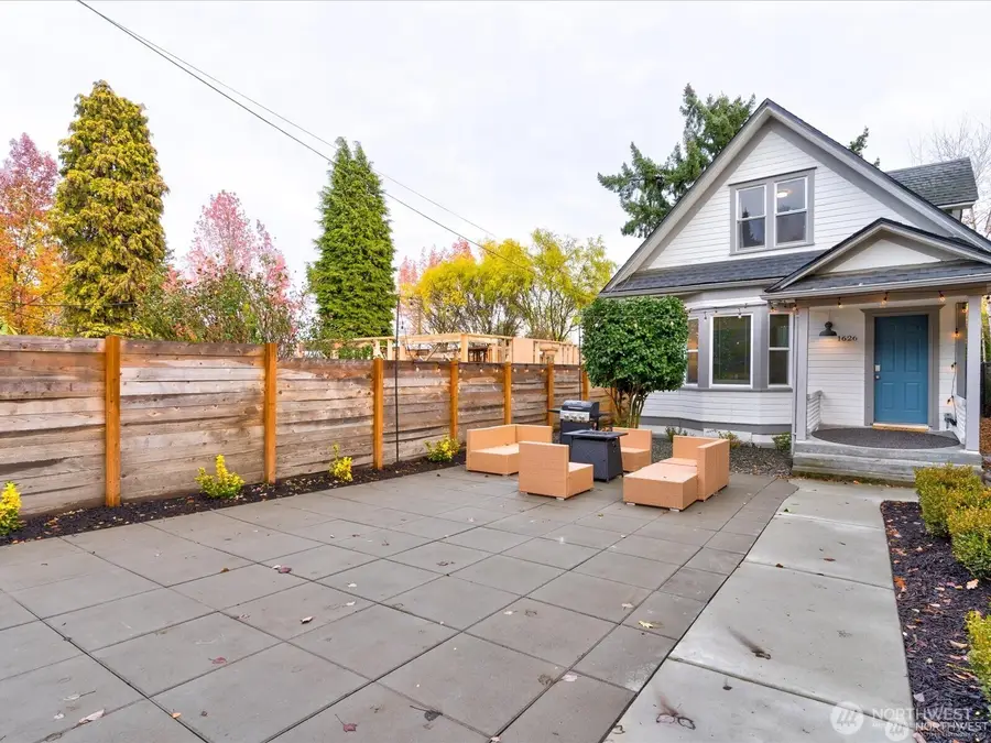 1626 39th Avenue E, Seattle, WA 98112 - #2