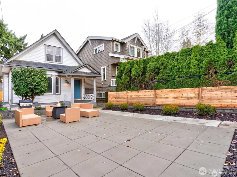 1626 39th Avenue E, Seattle, WA 98112 - #3