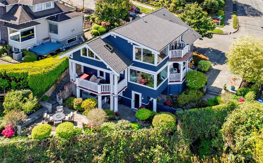 1712 Arch Avenue Sw, Seattle, WA 98116 - #2