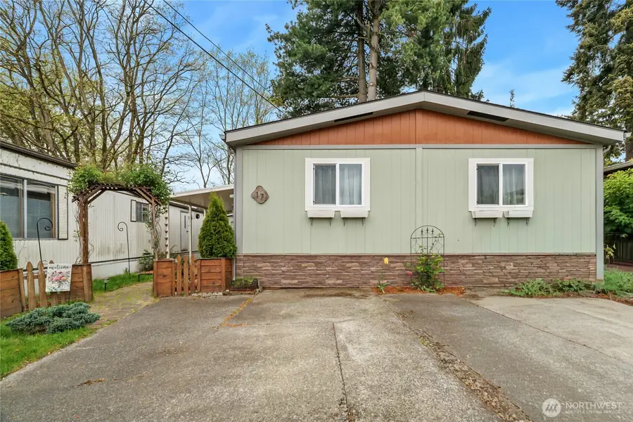 24222 54th Avenue W #17, Mountlake Terrace, WA 98043 - #3