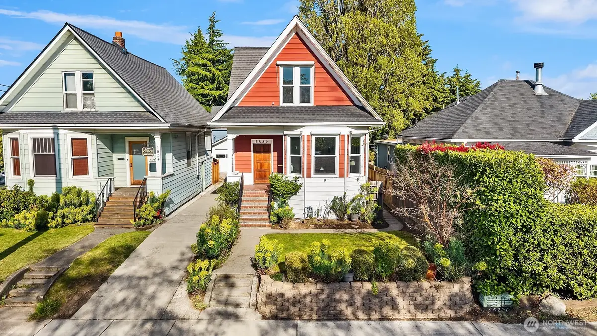 1532 23rd Avenue, Seattle, WA 98122 - #1