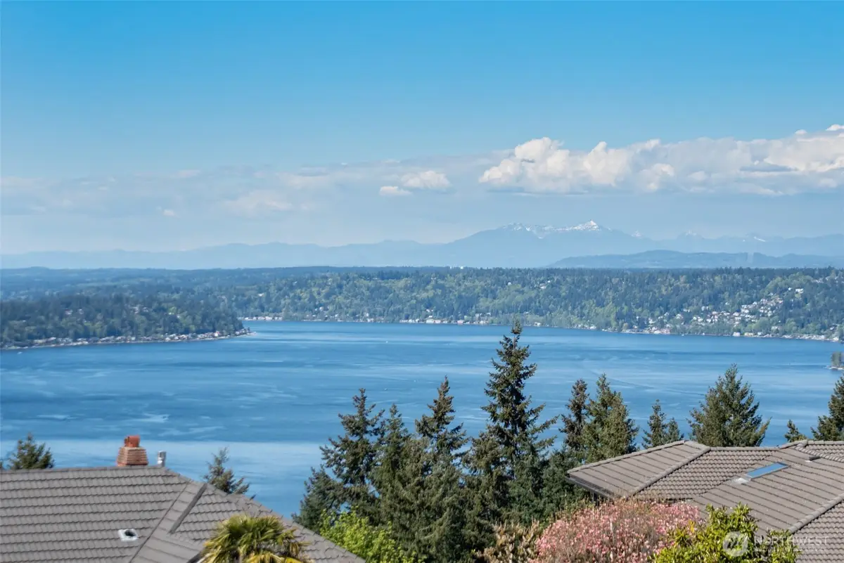 4411 170th Avenue Se, Bellevue, WA 98006 - #1