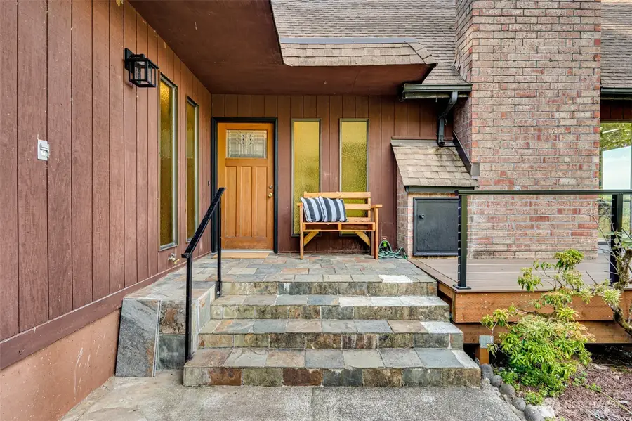 731 Carnine Road, Castle Rock, WA 98611 - #3