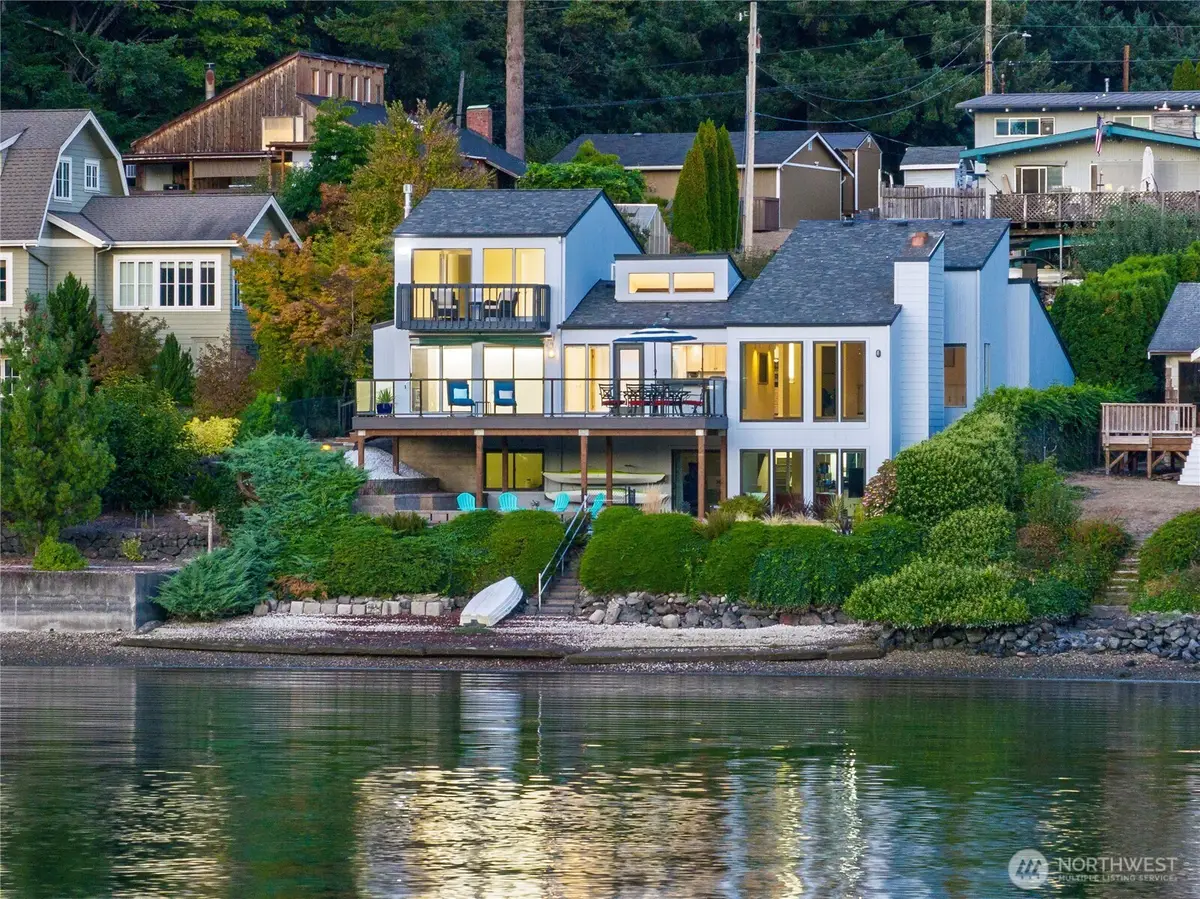 4610 Marine View Place, Bremerton, WA 98312 - #1