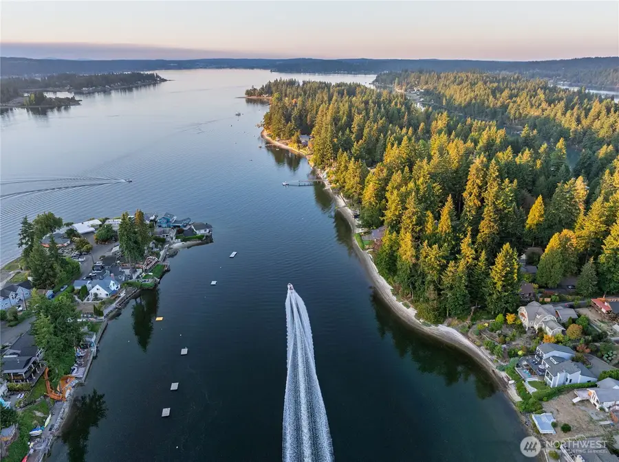 4610 Marine View Place, Bremerton, WA 98312 - #2