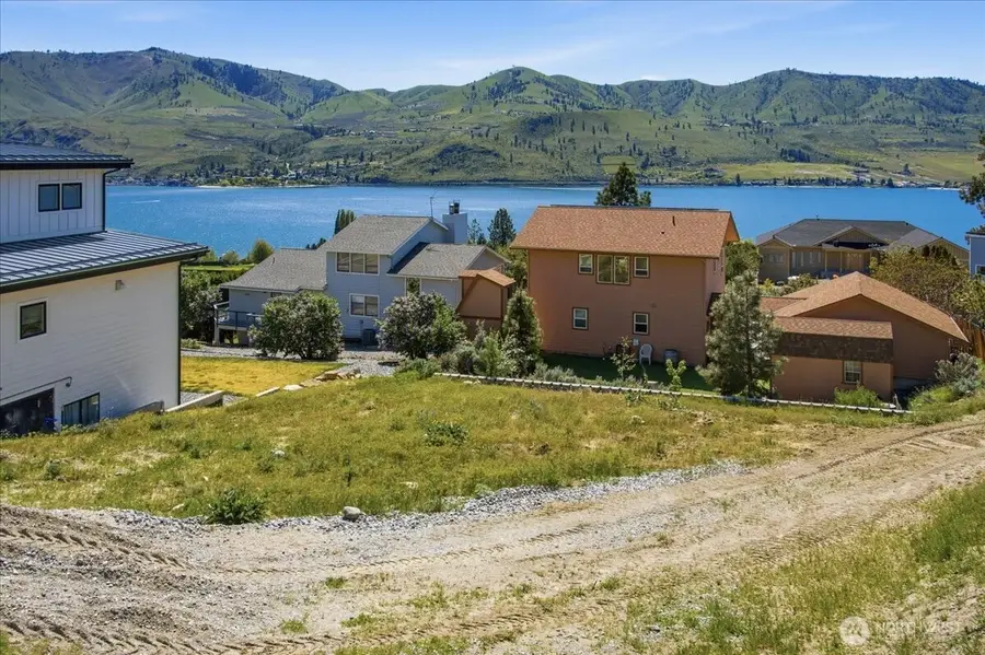 211 Riviera Drive #704, Chelan, WA 98816 - #2