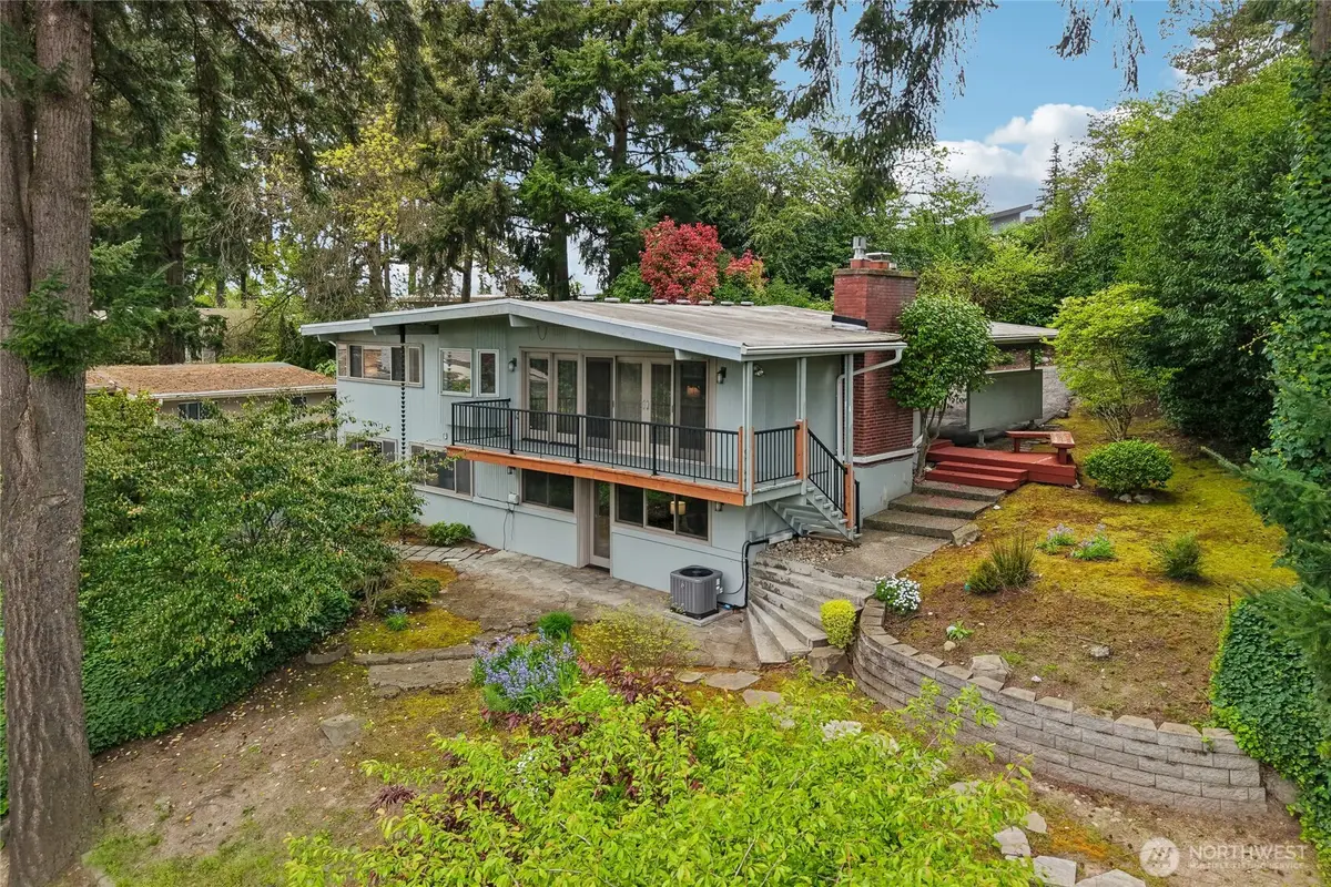 12226 SE 25th Street, Bellevue, WA 98005 - #1