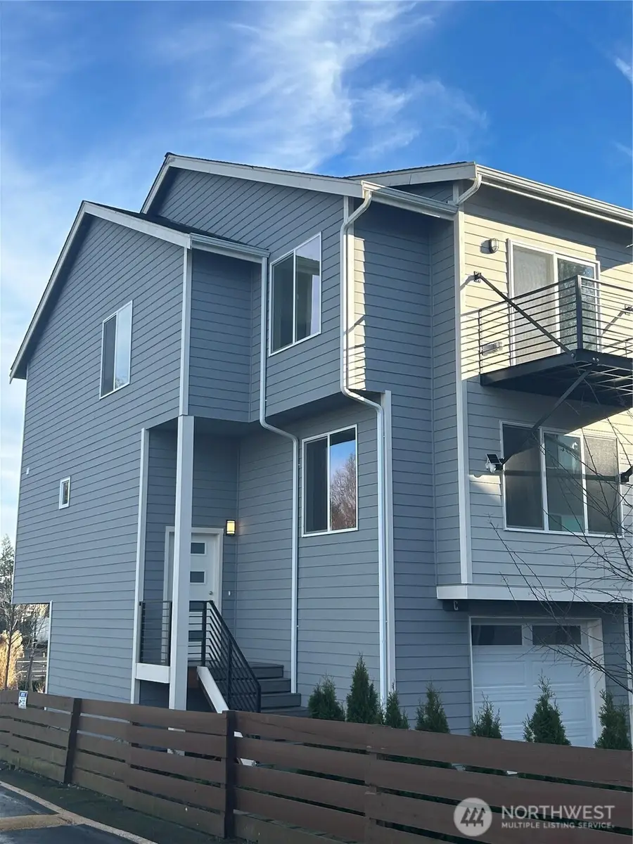 13243 Ambaum Boulevard Sw #C, Burien, WA 98146 - #3
