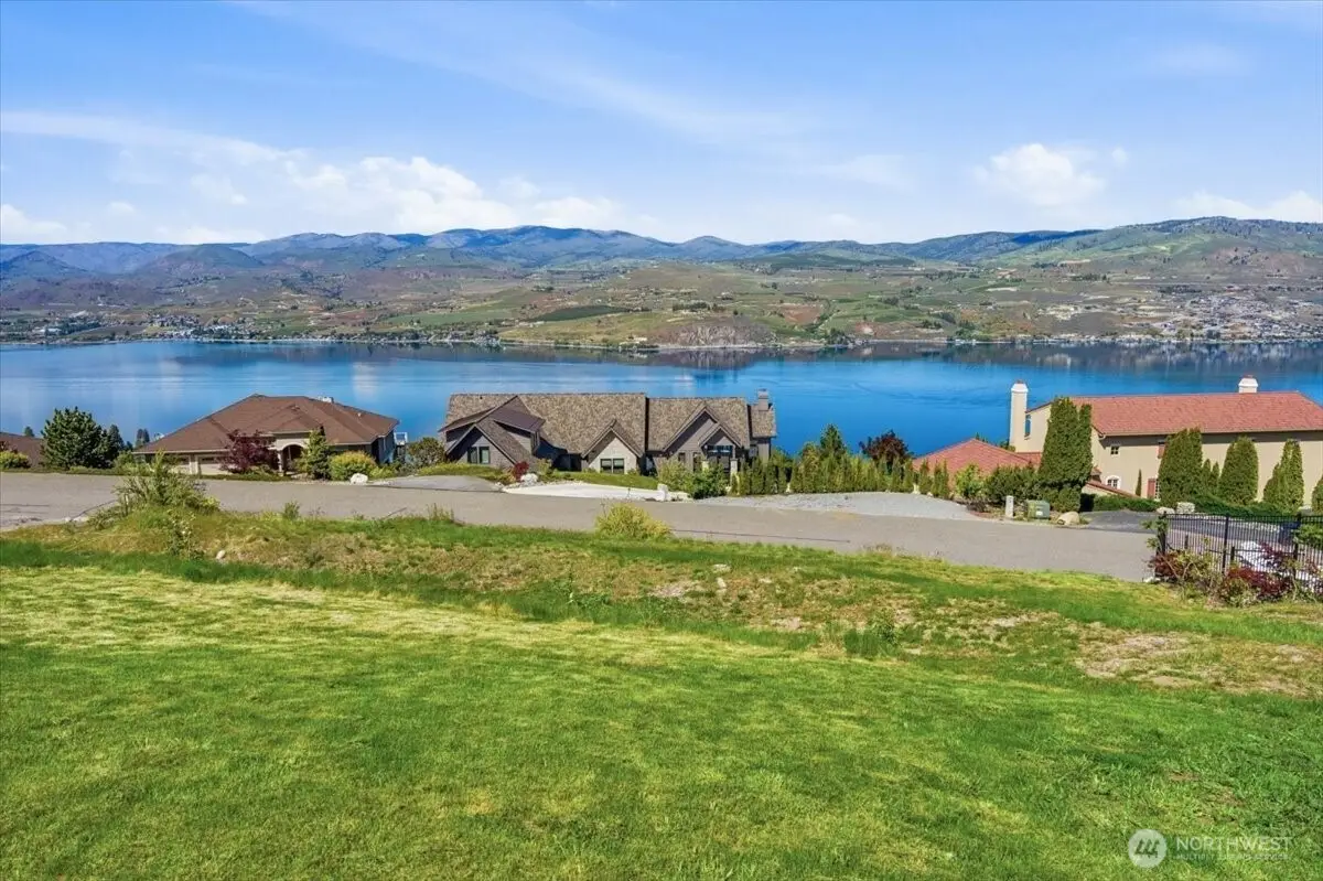 145 Mirabella Drive #17, Chelan, WA 98816 - #1