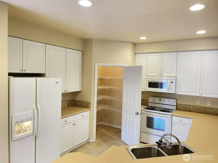 3301 Park Lane #A, Mount Vernon, WA 98274 - #3