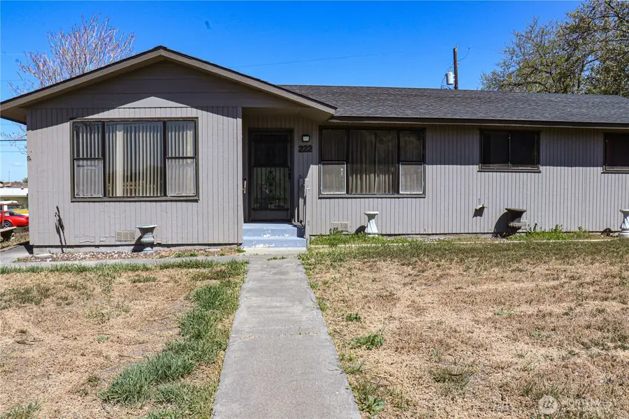 222 W Nelson Road, Moses Lake, WA 98837 - #2
