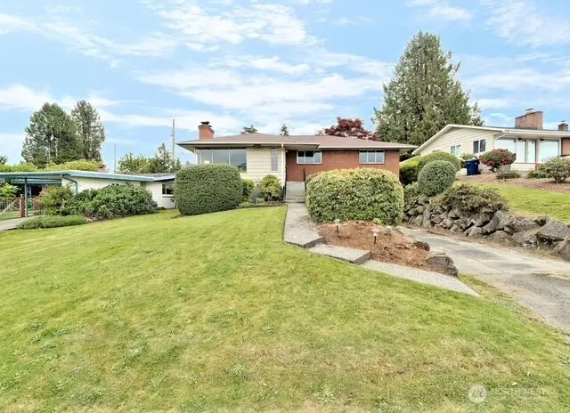 7051 S Lakeridge Drive, Seattle, WA 98178 - #2