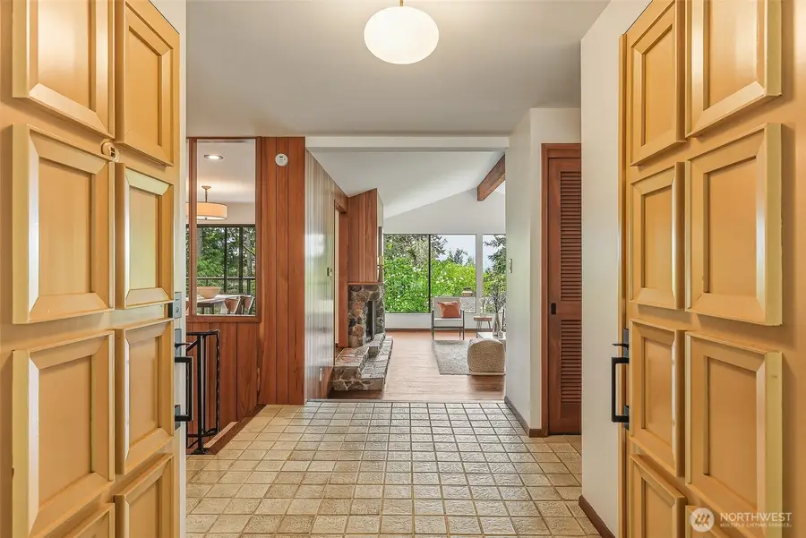 797 NW Culbertson Drive, Seattle, WA 98177 - #2