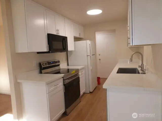 15721 NE 18th Street #D2, Bellevue, WA 98008 - #2