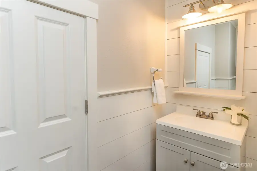 2606 123rd Pl Sw, Unit B, Everett, WA 98204 - #3