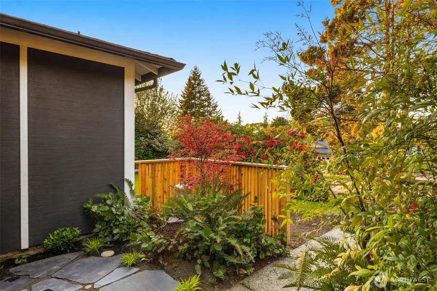 2001 SE 17th Court S, Renton, WA 98055 - #3