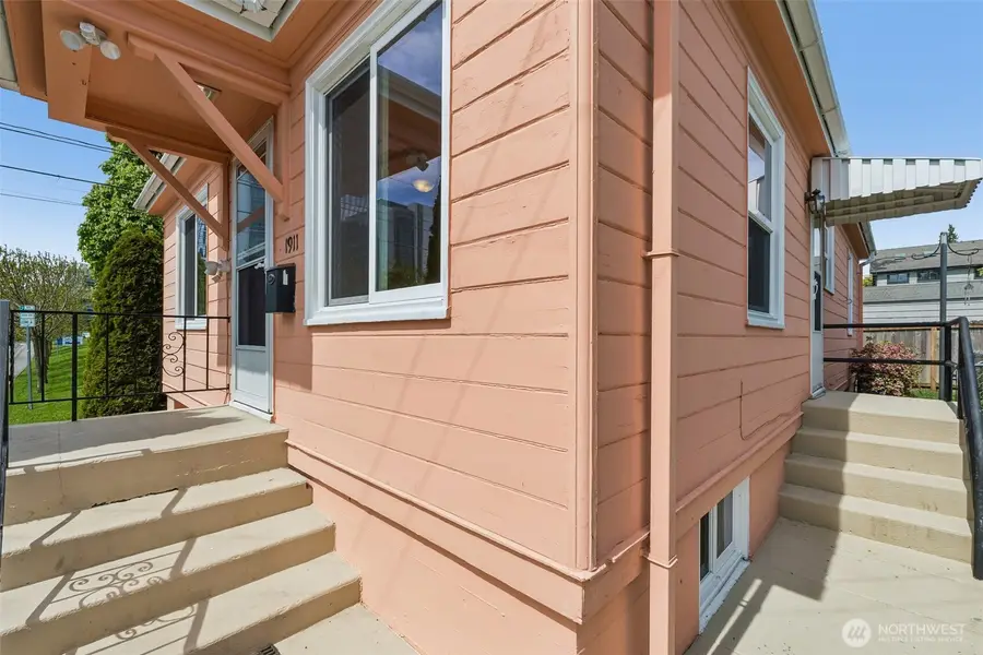 1911 13th Street, Everett, WA 98201 - #3