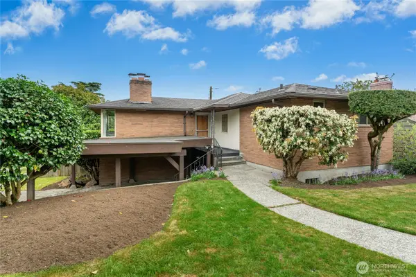5803 Oberlin Avenue Ne, Seattle, WA 98105