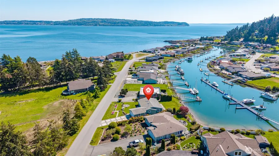 2241 Mariner Beach Drive, Oak Harbor, WA 98277 - #2