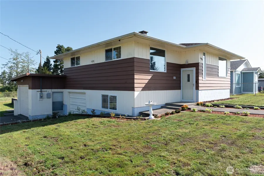 190 W Veterans Avenue, Westport, WA 98595 - #2