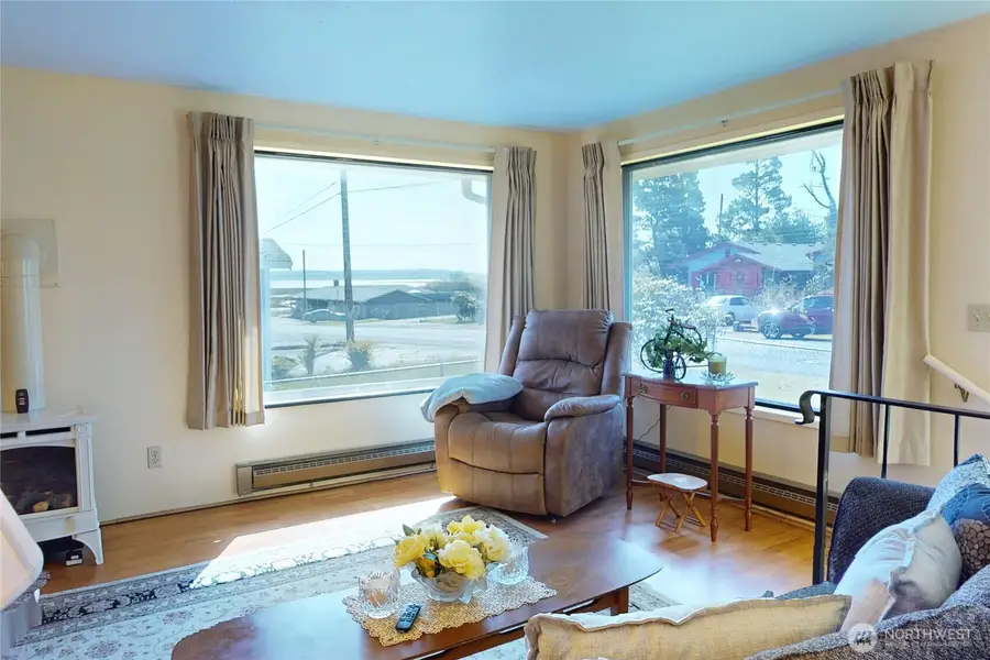 190 W Veterans Avenue, Westport, WA 98595 - #3