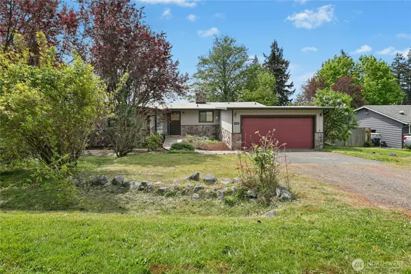 1236 Crescent Drive, Oak Harbor, WA 98277