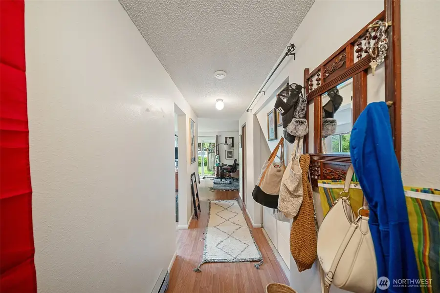 519 Henry Street Ne, Olympia, WA 98506 - #2
