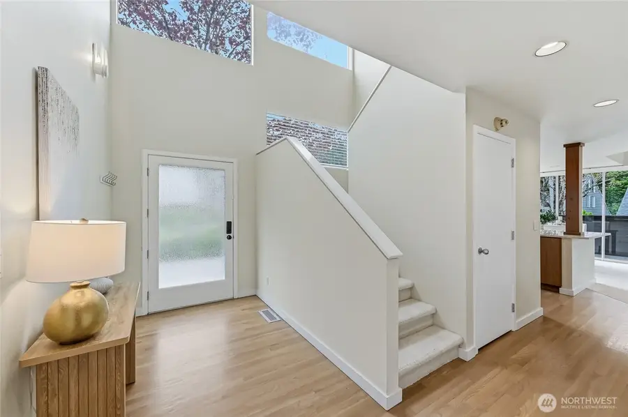 613 Bellevue Way Se, Bellevue, WA 98004 - #3
