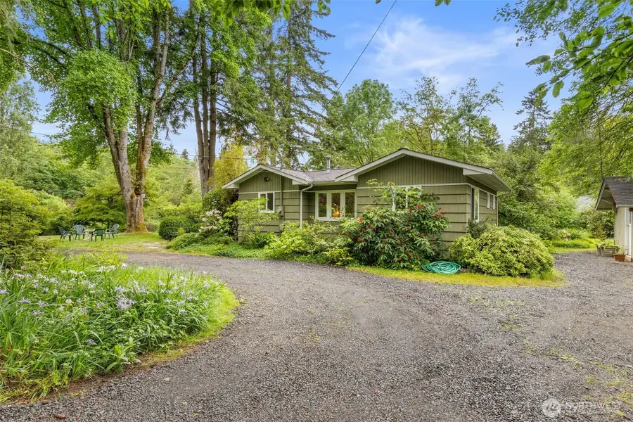 10218 NE Pine Way, Bainbridge Island, WA 98110 - #2