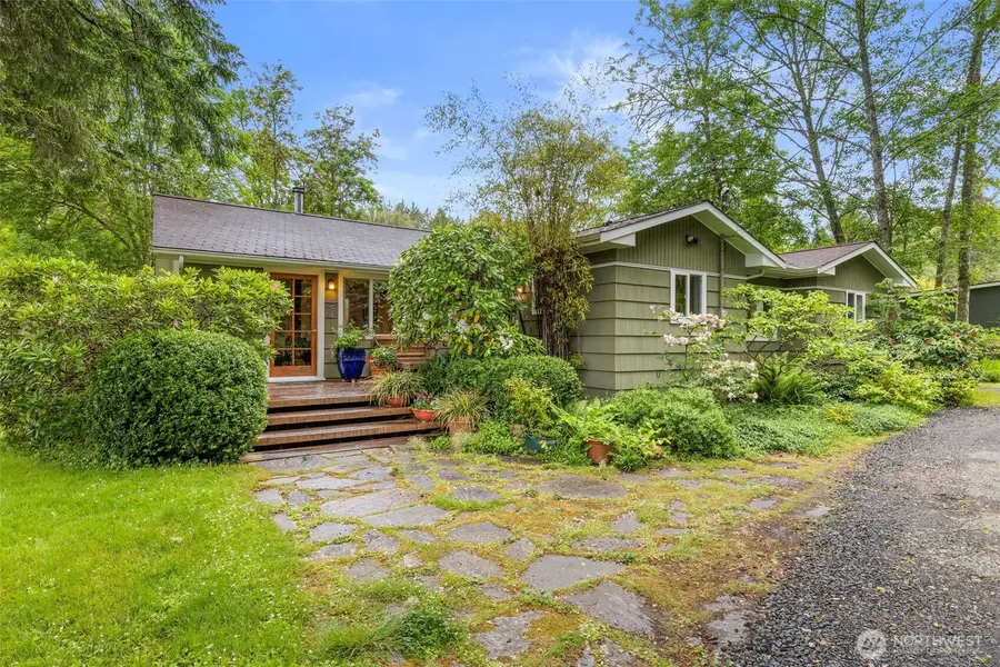 10218 NE Pine Way, Bainbridge Island, WA 98110 - #3