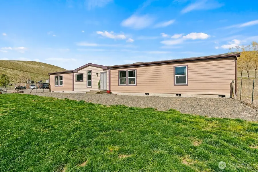 486 Elk Ridge Lane, Selah, WA 98942 - #2