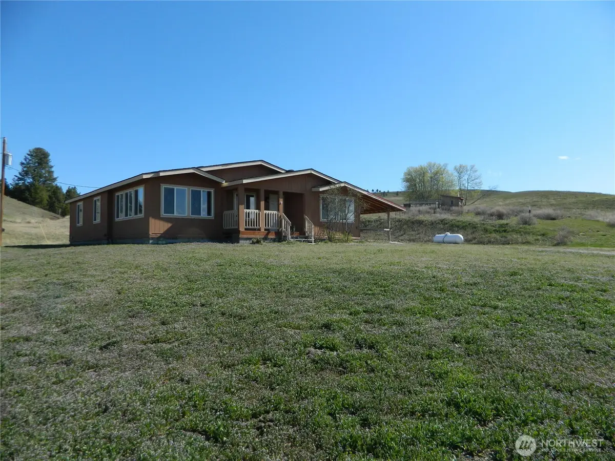 100 Summer, Tonasket, WA 98855 - #1