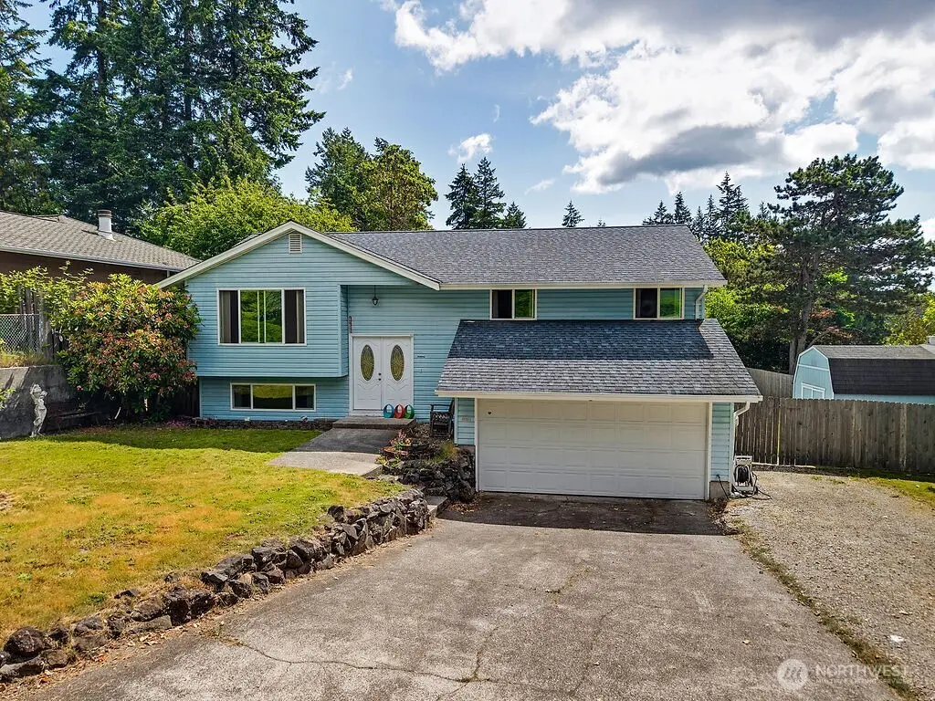 4298 SE Basswood, Port Orchard, WA 98366 - #1