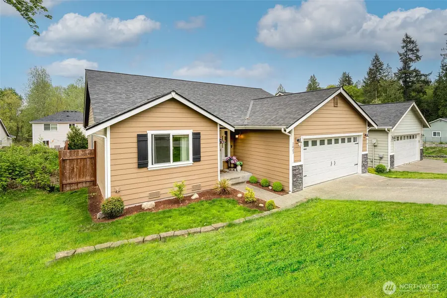 7063 E Nightingale Street, Port Orchard, WA 98366 - #2