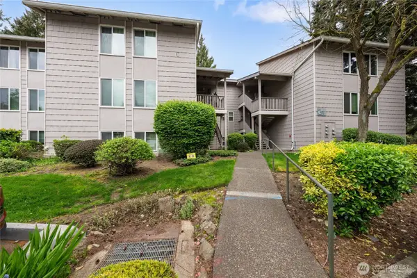 33030 17th Place S #C303, Federal Way, WA 98003